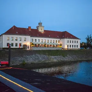 Restaurant Und Alberthafen Guest house